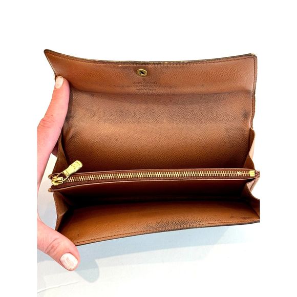 Louis Vuitton Monogram Long Bi-Fold Wallet - Picture 5 of 12